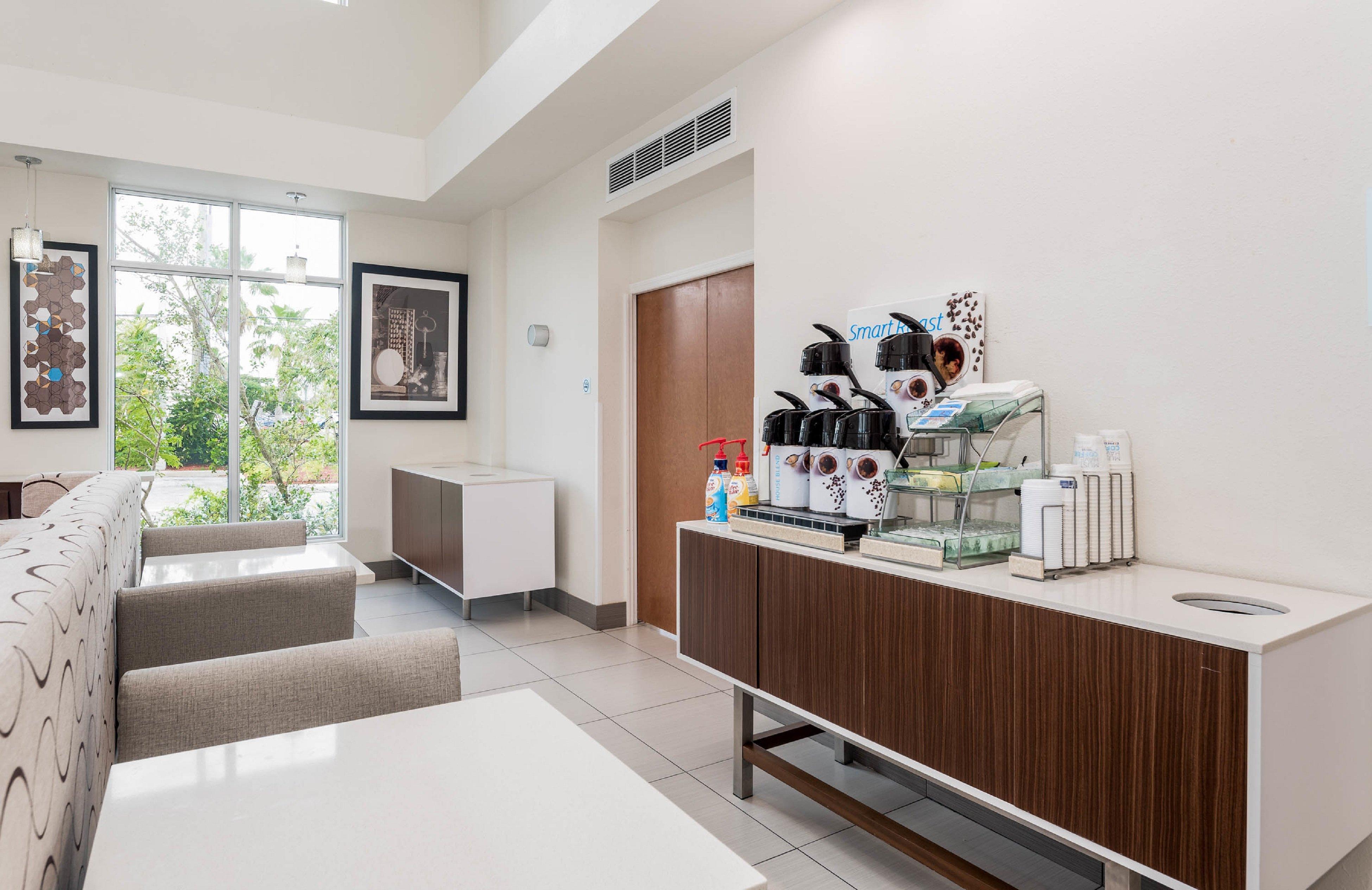 Holiday Inn Express & Suites Boynton Beach West By Ihg Экстерьер фото